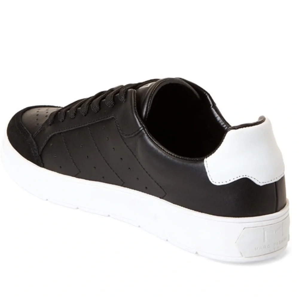MARC FISHER Hayley Leather Low-Top Sneakers Sz 8M